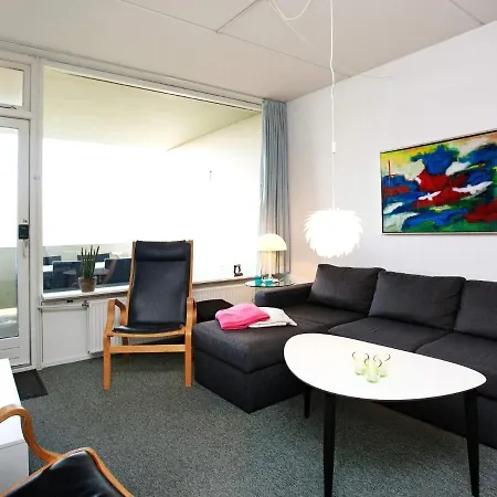 Apartment Xv *