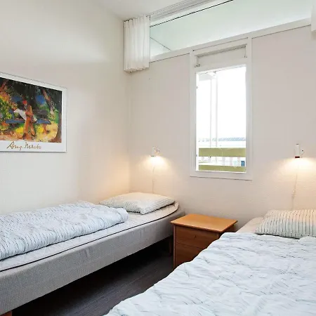 Apartment Xv *