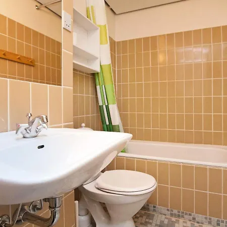 Apartment Xv *